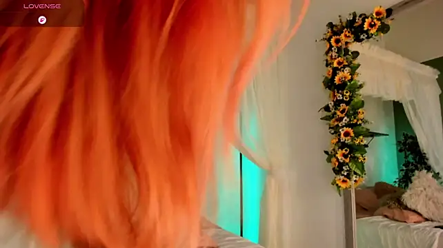 TaniaLarsen webcam