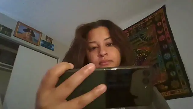 madzbailey webcam