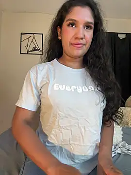 Veronica_M webcam