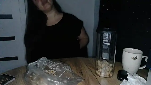 Monia9530 webcam