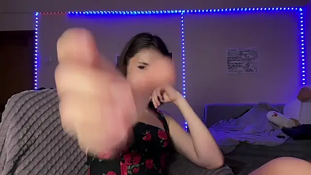 JaimieKuzia webcam