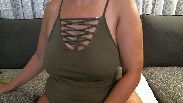 mysteriouscouple001 webcam