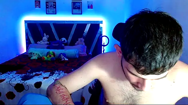 Sebasxxl12 live cam on StripChat