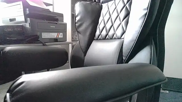 TrevorSteele webcam