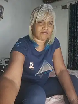 Goodgirlsue_77 webcam