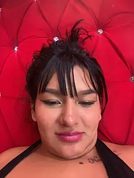 Noxveeltt_ live cam on StripChat