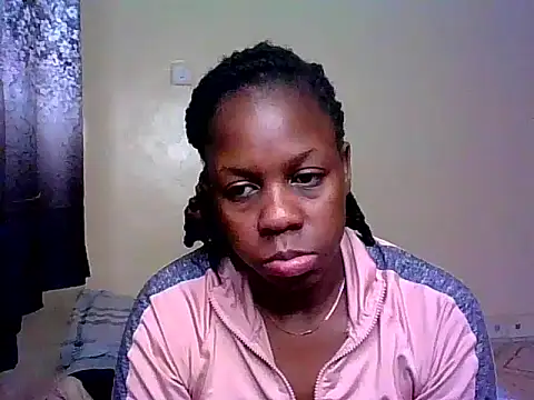 Solia1 live cam on StripChat