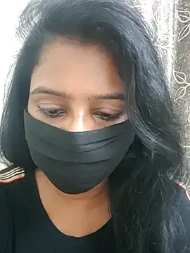 RaatkiRaani69 webcam