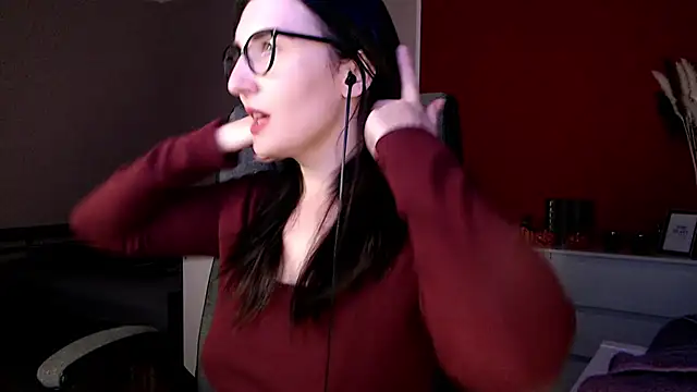 Alina_Lamour webcam