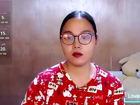 _Lylia webcam