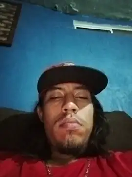 AlexAlejandro13 webcam