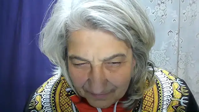 ExquisiteMature webcam
