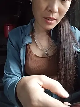 Heryy_xx webcam