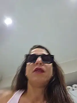 sexy7883 webcam