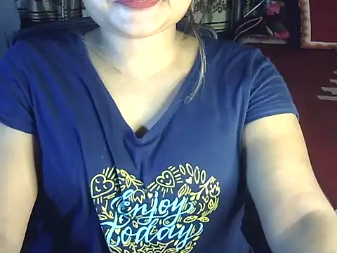 Nusrat_Faria webcam