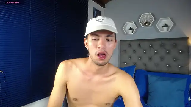 thesupercum_xxx_ webcam