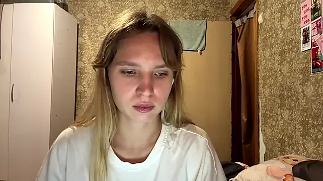 LilliaEhmen webcam