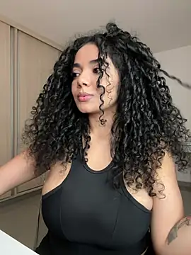 Curlyierr webcam