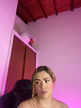 KayllaEvanss_ live cam preview