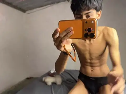 Mauuu18