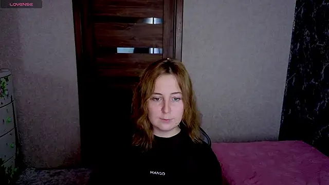 Kristy-Max webcam