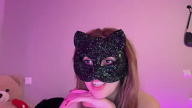MayaHabib live cam preview
