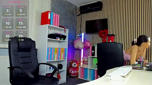 OfficeGirls live cam preview