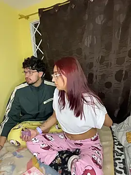 hotlatinocouple__ live cam preview