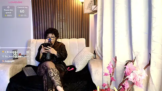 Laena_Castillo webcam