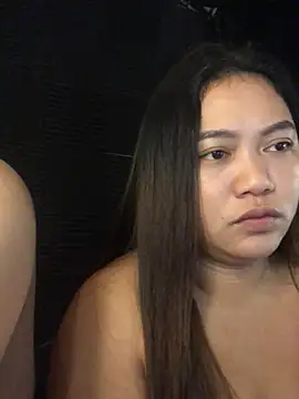 FinayNewestSensation webcam