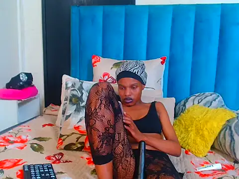 sexybitchh22 webcam