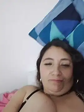 cachonda69- live cam preview