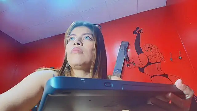CurvyJulieth
