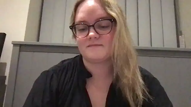 honeyyy24 webcam