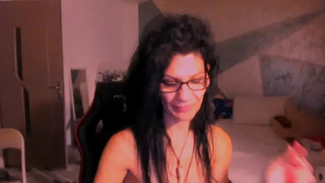 SweetSin40 webcam