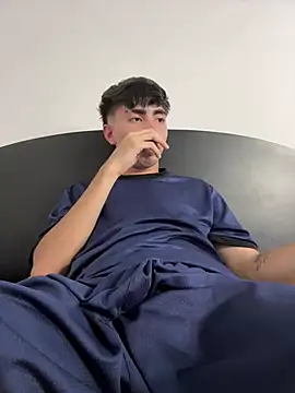 MichaellSullivan live cam on StripChat
