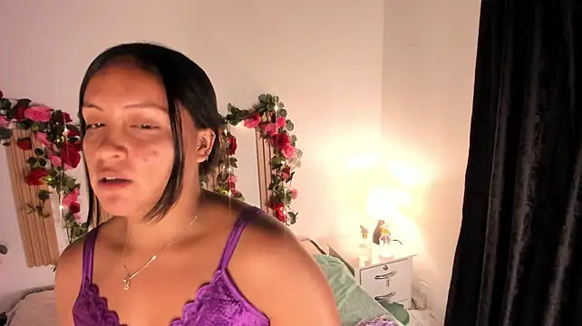 AnaisMonetth webcam