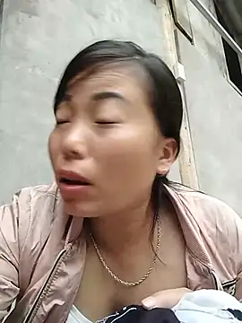 Emma-aaaa webcam