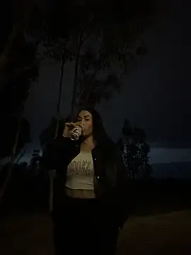 areviklusine1 live sex cam