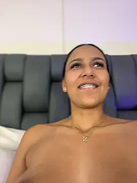 MiilaBlake live cam on StripChat