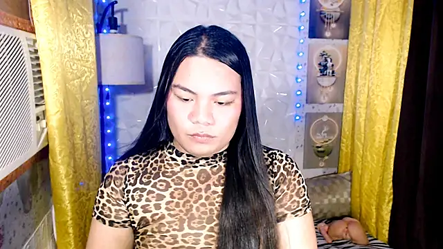 TSbrianaHugeCock