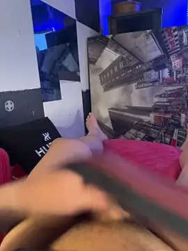 MatthewEmme2121 webcam