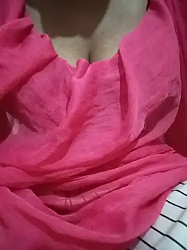 kaviyaponnu0987 webcam