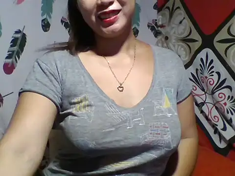 SugahBrown webcam
