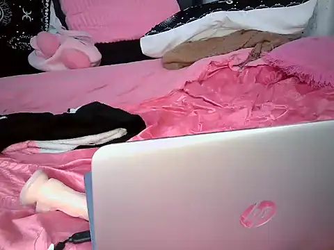 Queenb_2 webcam