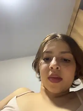 AlessiaPearly webcam
