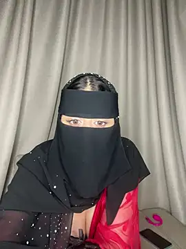 Big-peach live cam on StripChat
