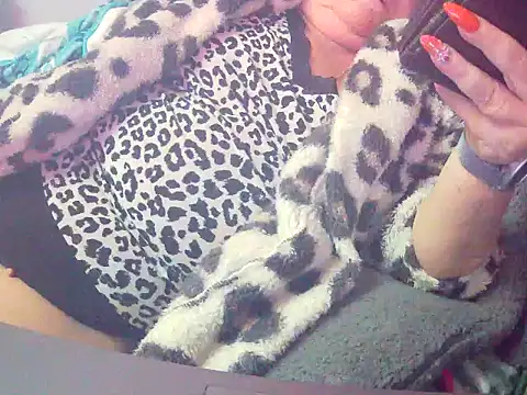 Playful_MILF_Demi webcam