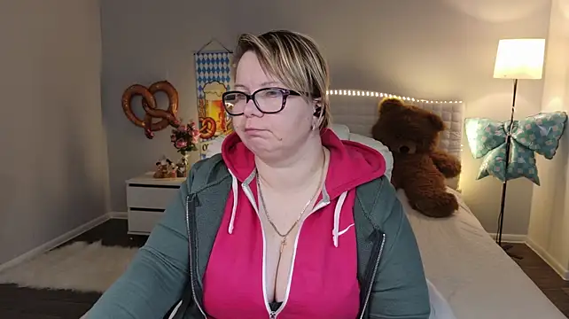 BonnnyBoobsy webcam