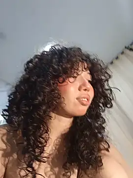 Cutecurly webcam